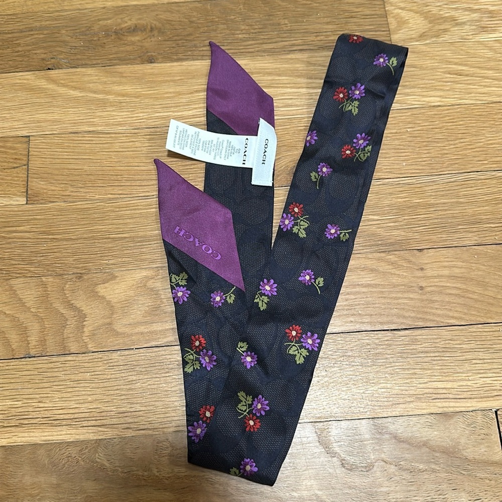 Coach neck/bag scarf (reversible)